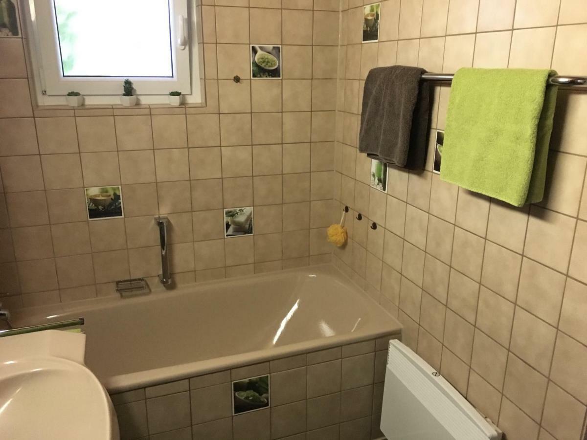 Apartment Andy & Gabi Neuhausen auf den Fildern エクステリア 写真